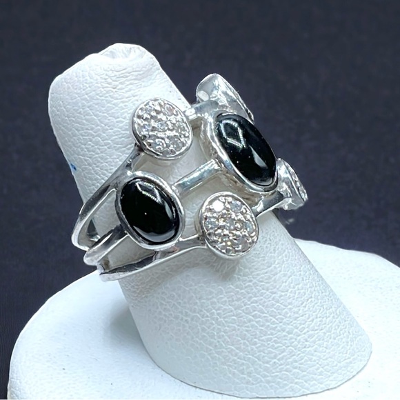 🌺Sterling Onyx & 28 Genuine Diamond Ring - Picture 4 of 14